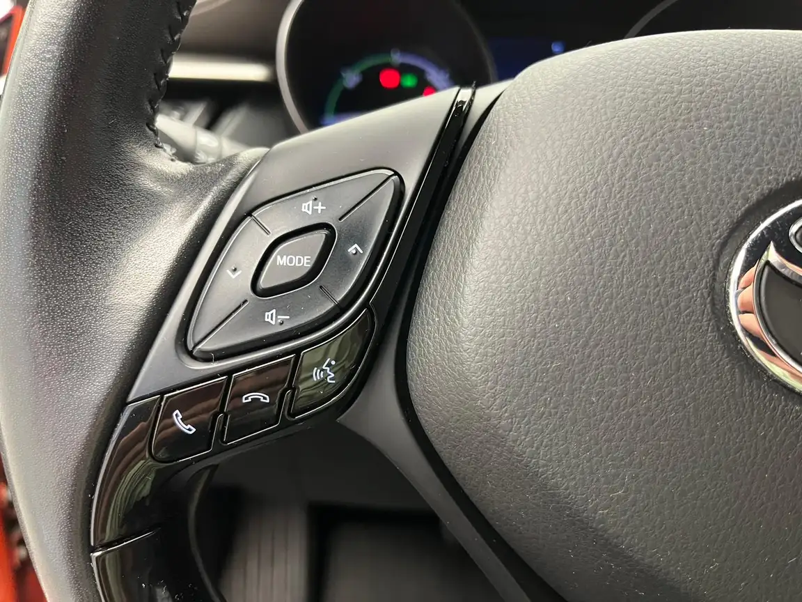 TOYOTA C-HR