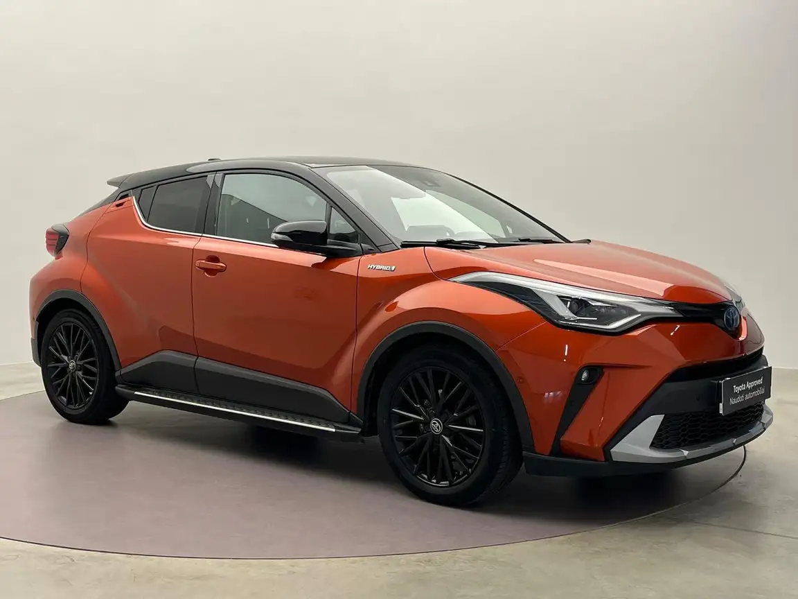 TOYOTA C-HR