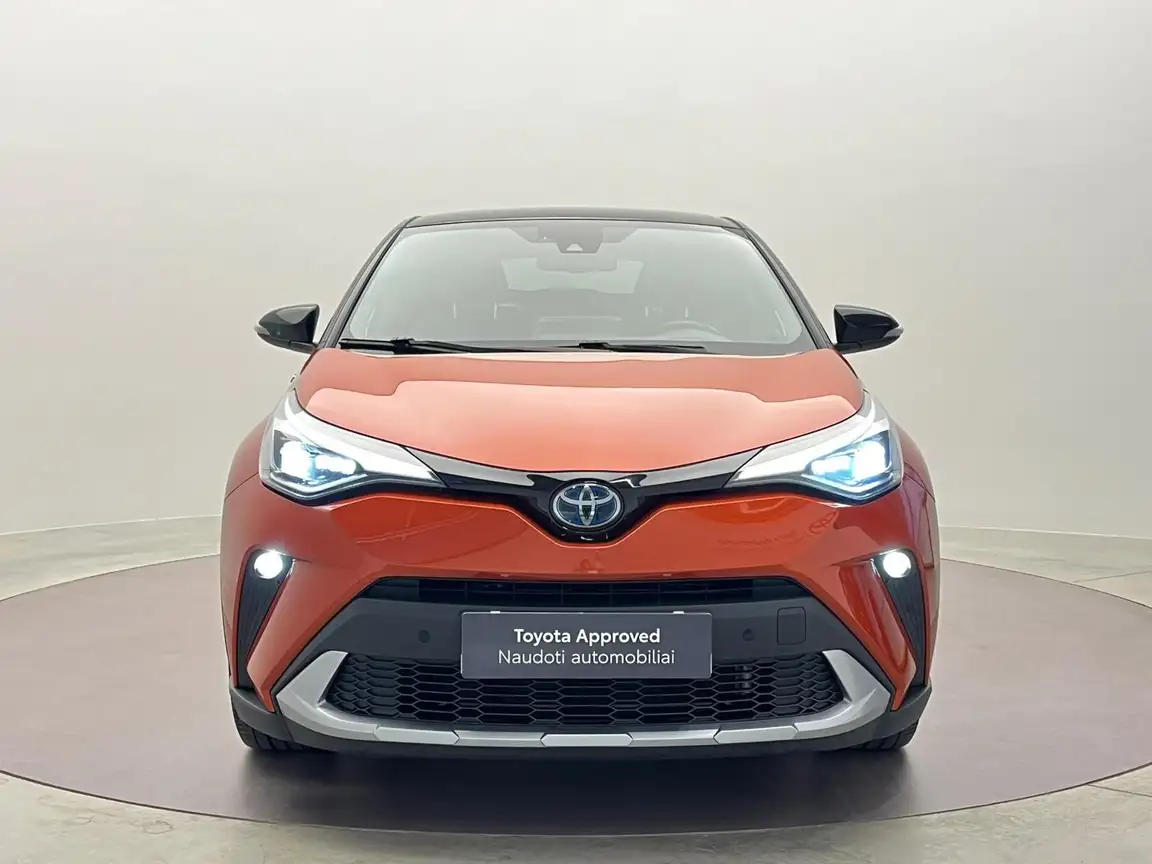 TOYOTA C-HR