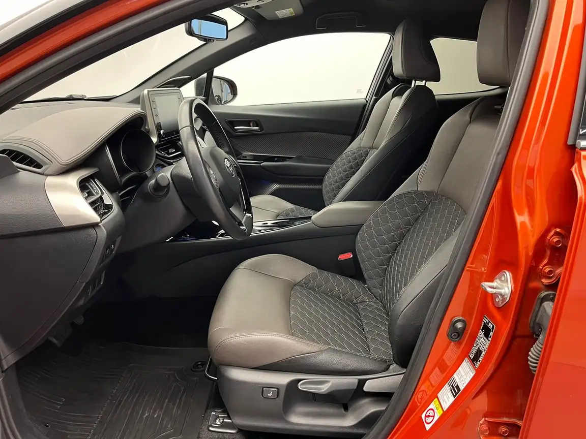TOYOTA C-HR