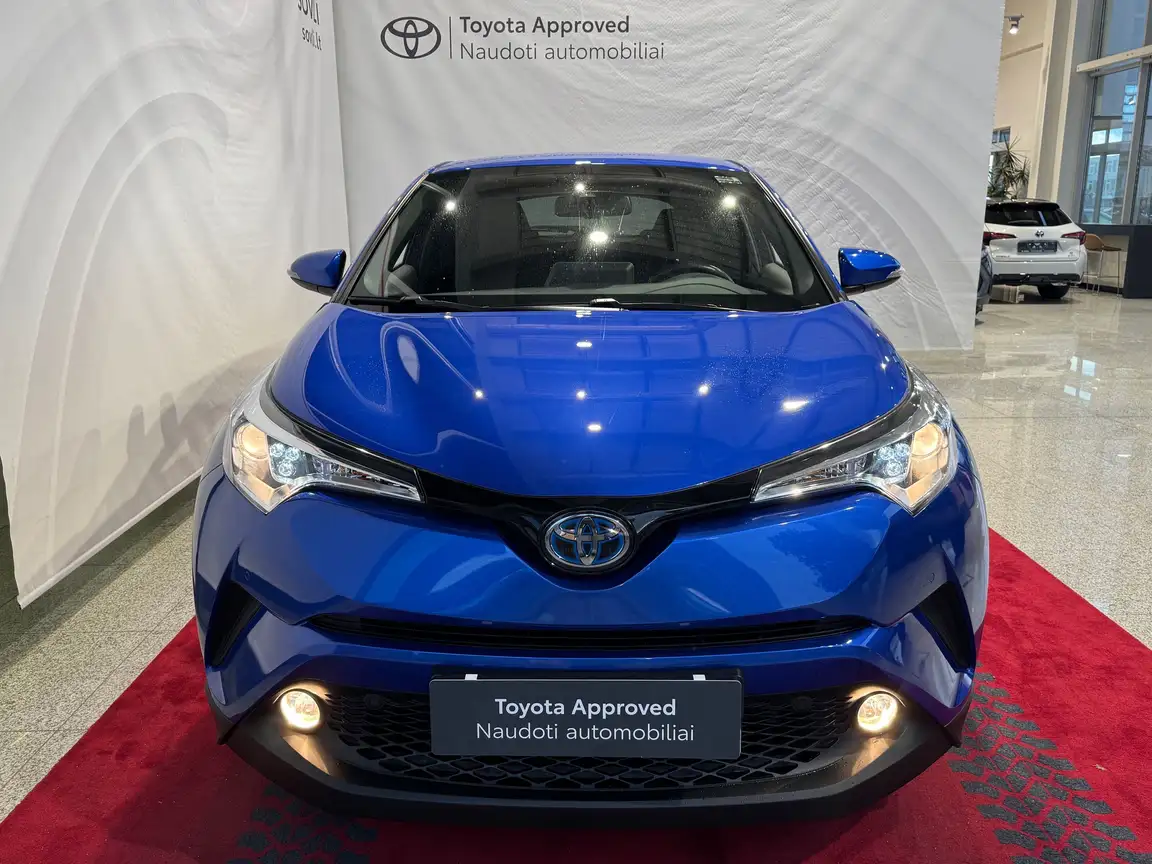 TOYOTA C-HR