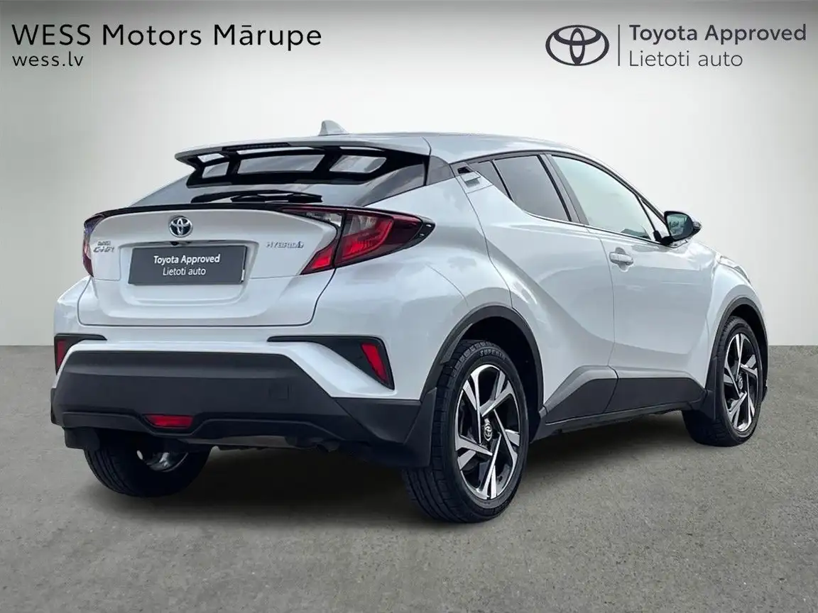 TOYOTA C-HR