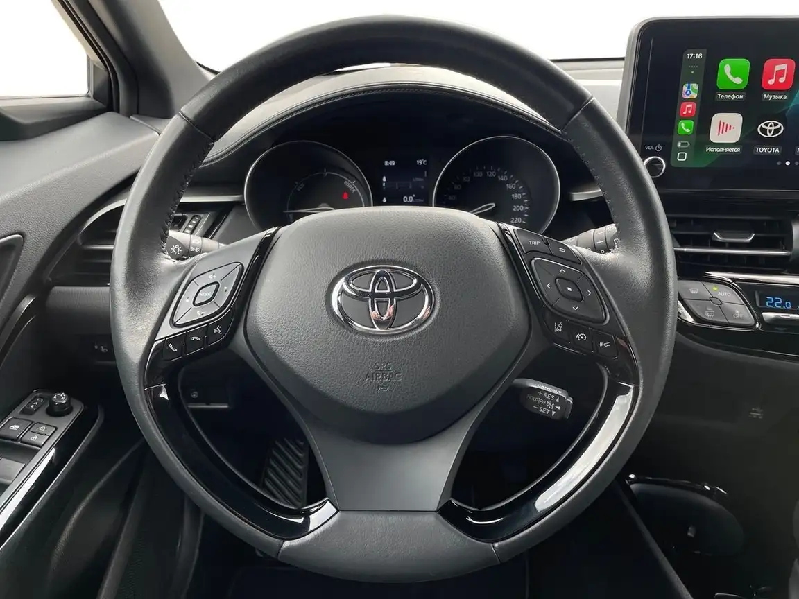 TOYOTA C-HR