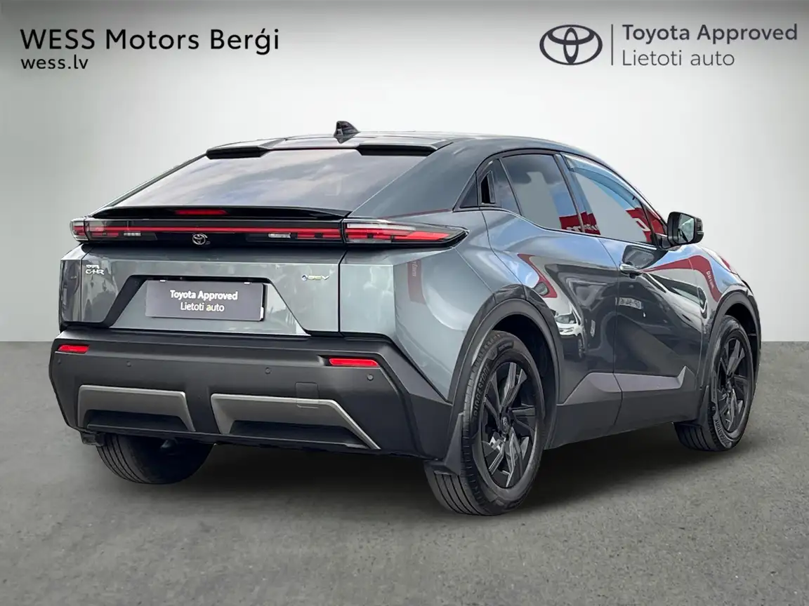 TOYOTA C-HR