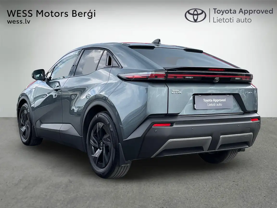 TOYOTA C-HR