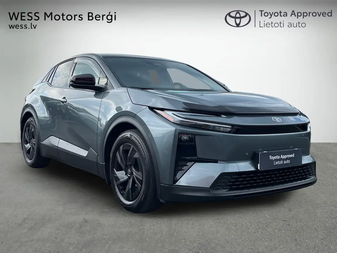 TOYOTA C-HR