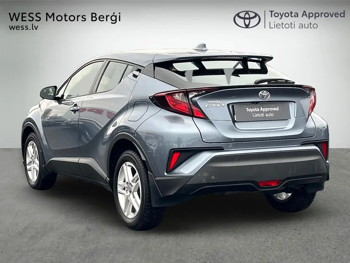 TOYOTA C-HR