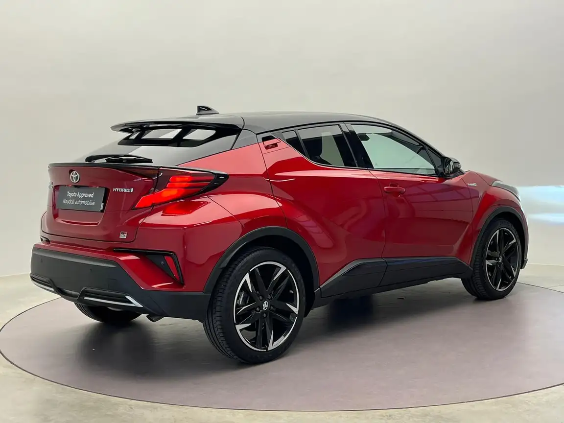 TOYOTA C-HR