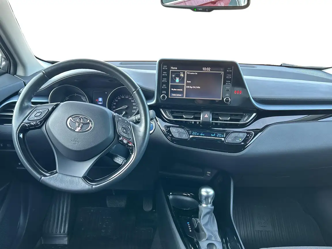 TOYOTA C-HR
