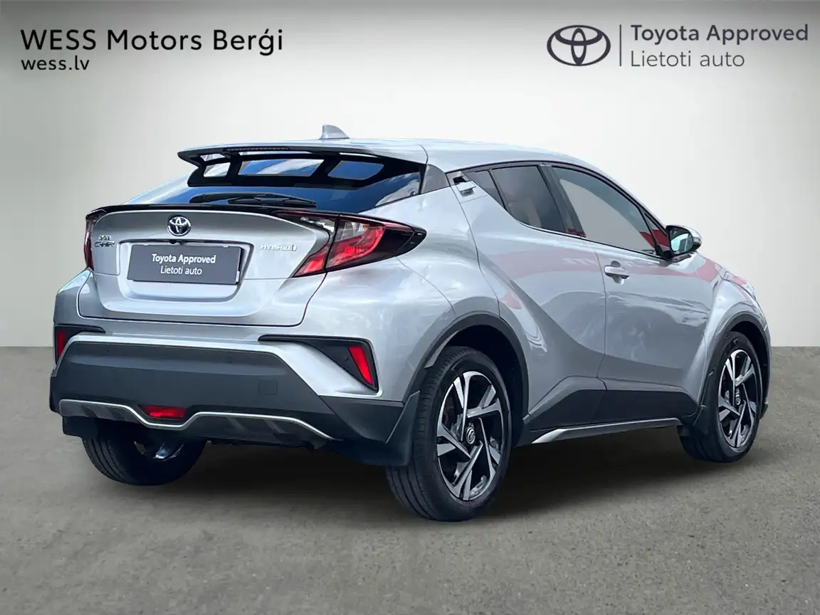 TOYOTA C-HR