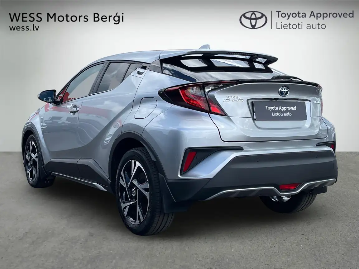 TOYOTA C-HR