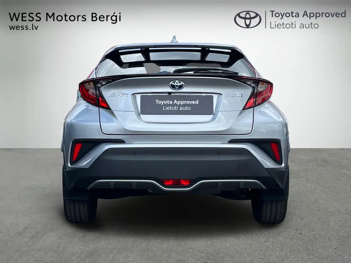 TOYOTA C-HR