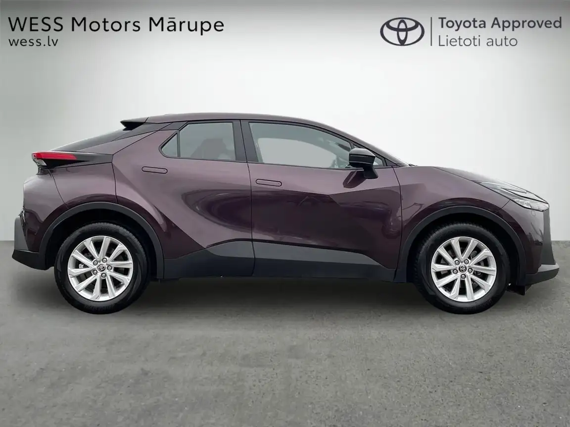 TOYOTA C-HR