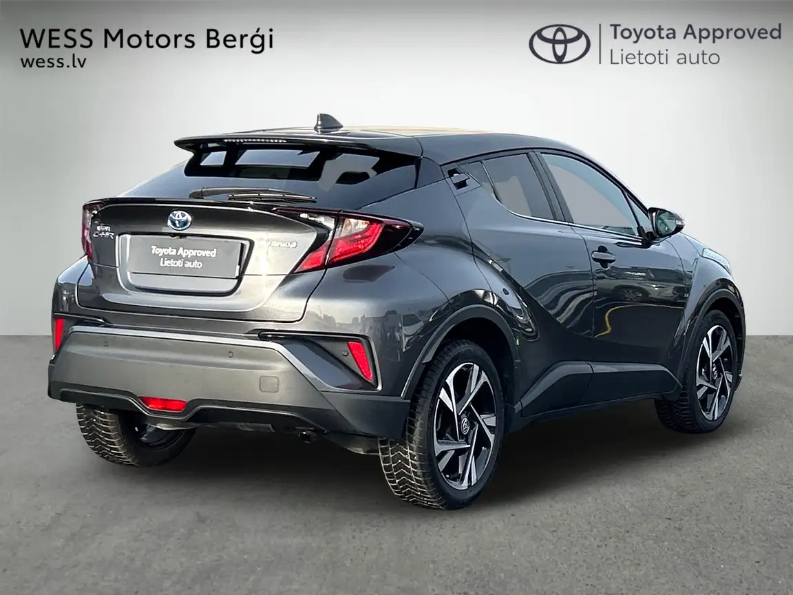 TOYOTA C-HR