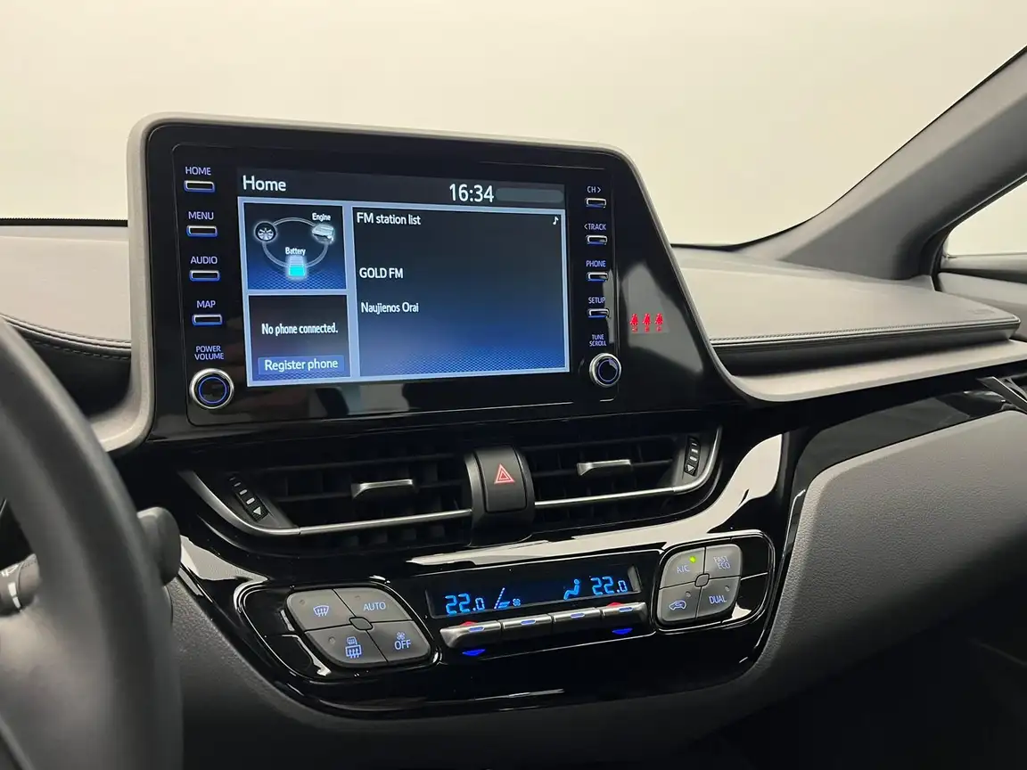 TOYOTA C-HR