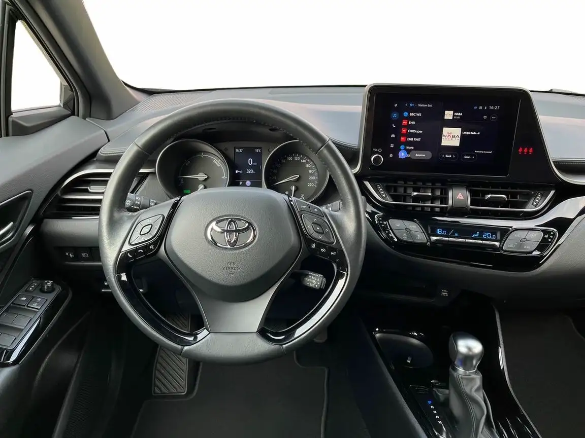 TOYOTA C-HR