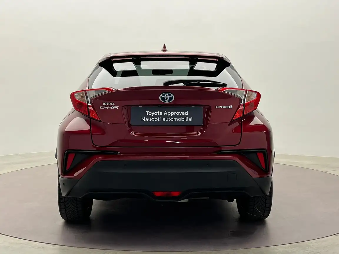 TOYOTA C-HR