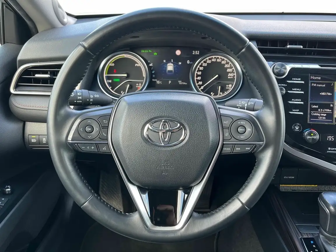 TOYOTA CAMRY