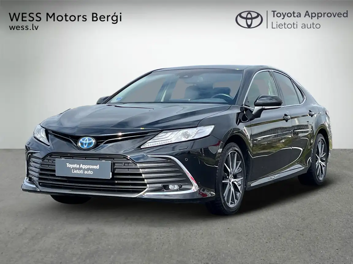 TOYOTA CAMRY