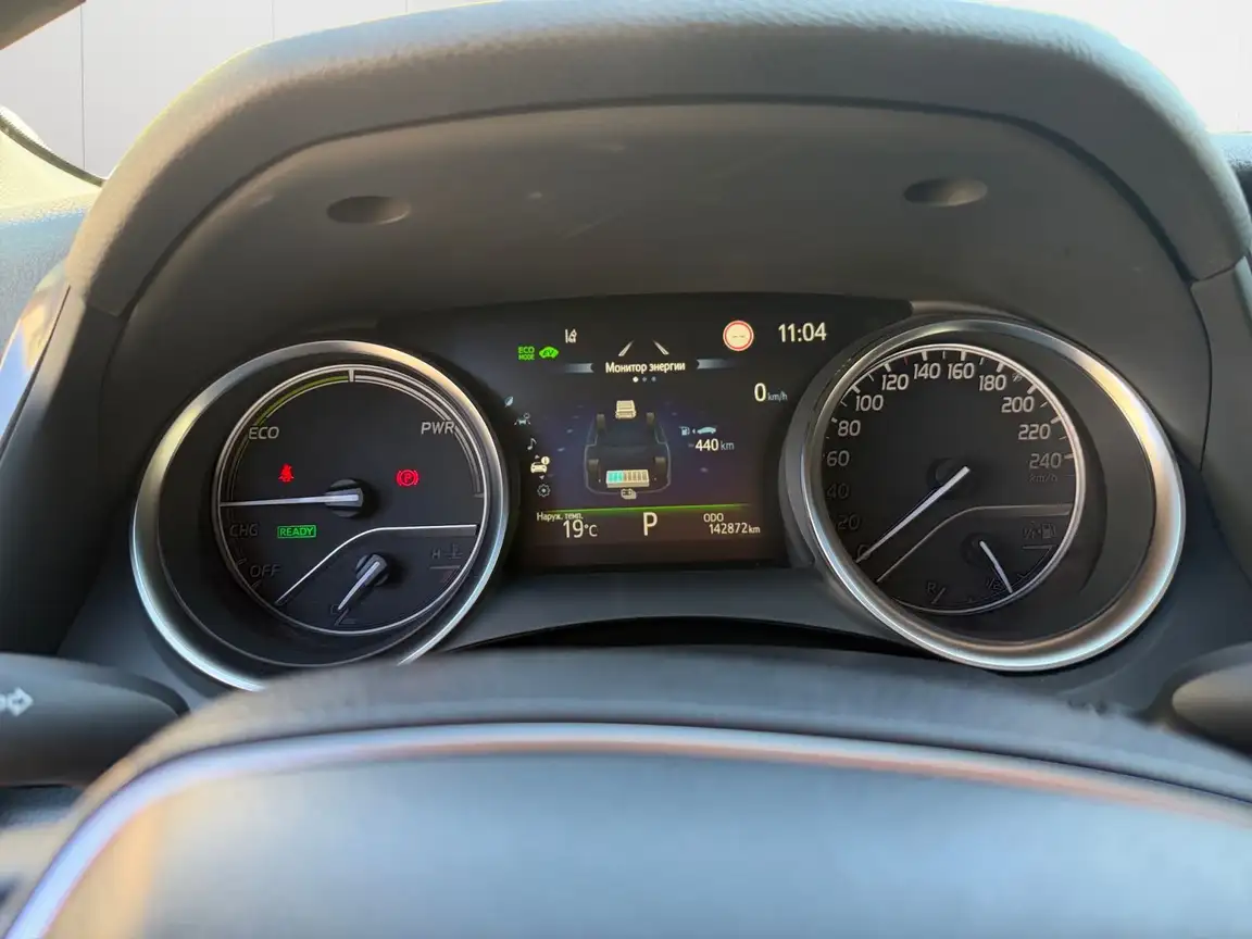 TOYOTA CAMRY