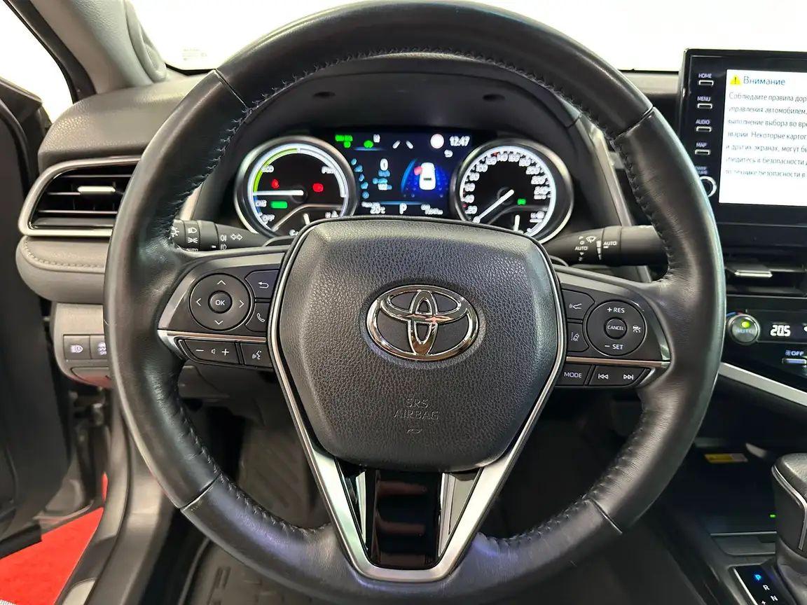 TOYOTA CAMRY