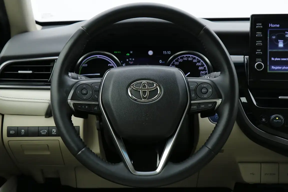 TOYOTA CAMRY