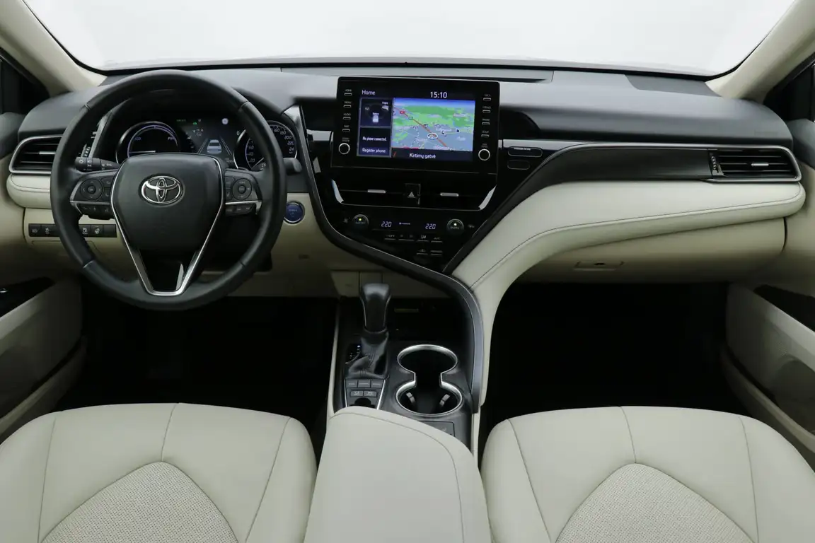 TOYOTA CAMRY
