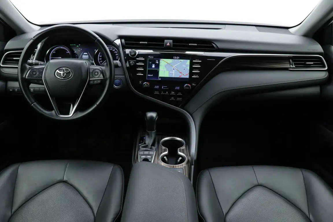 TOYOTA CAMRY