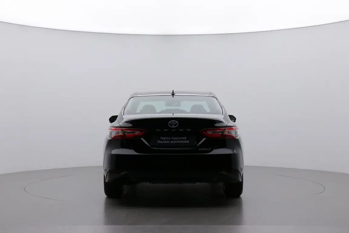 TOYOTA CAMRY