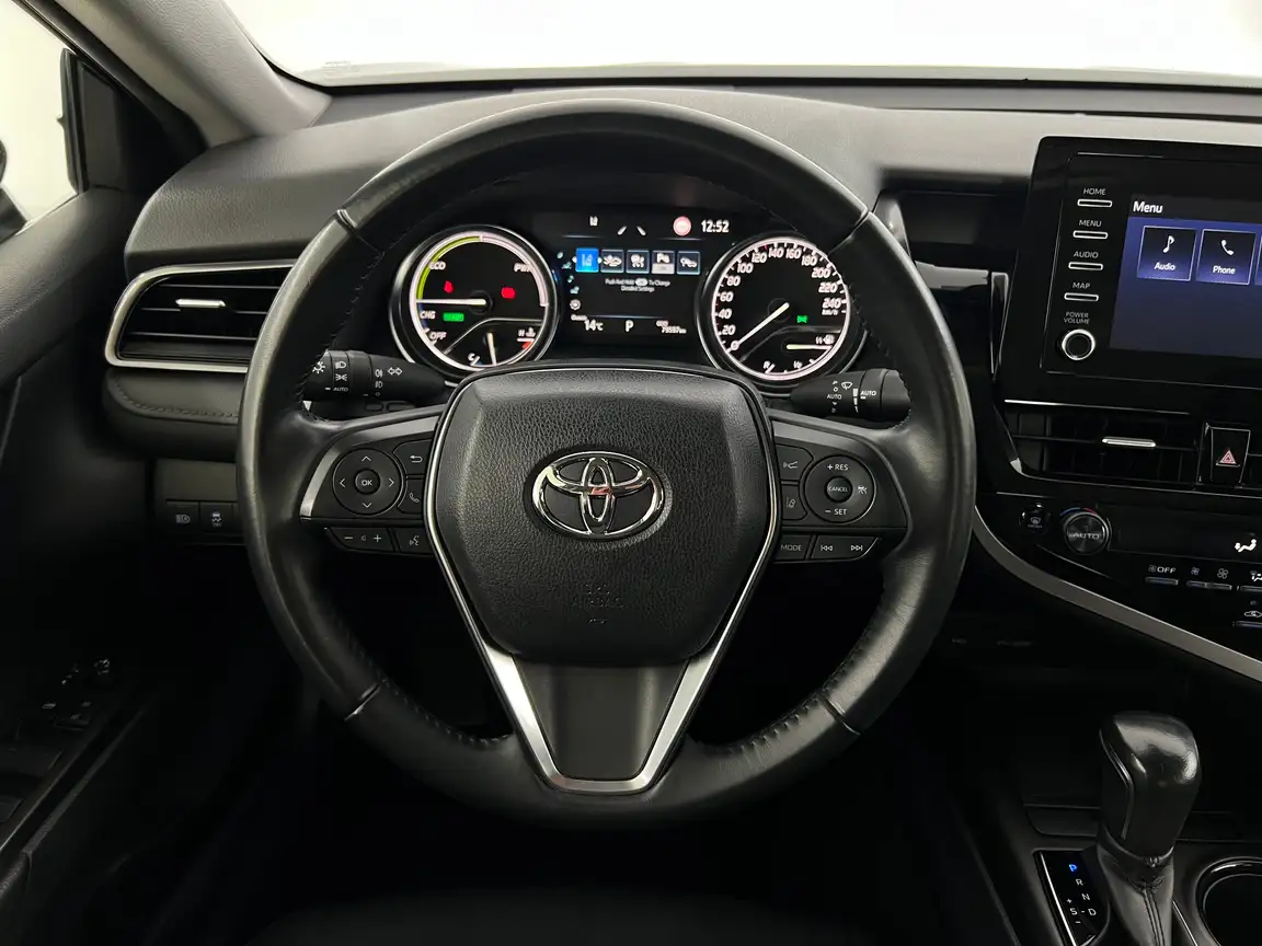TOYOTA CAMRY