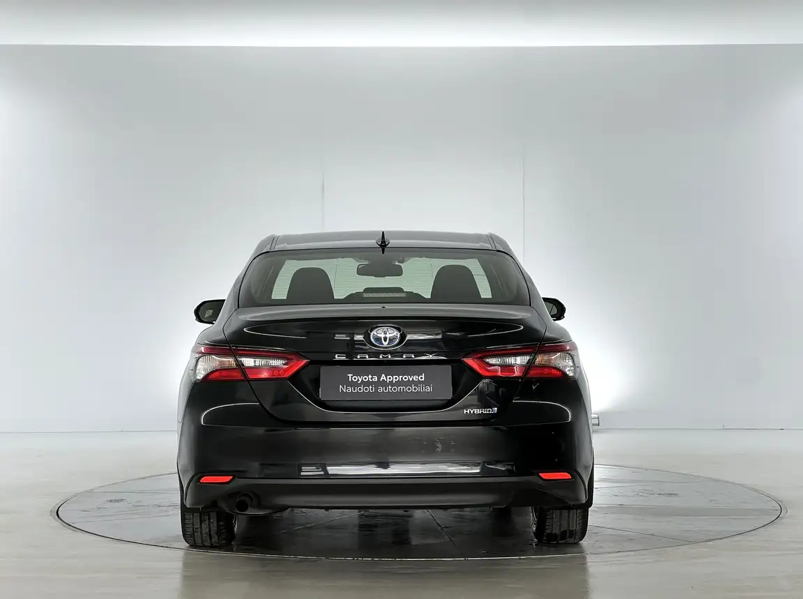 TOYOTA CAMRY