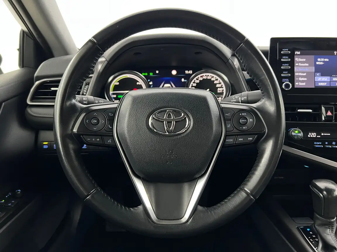 TOYOTA CAMRY