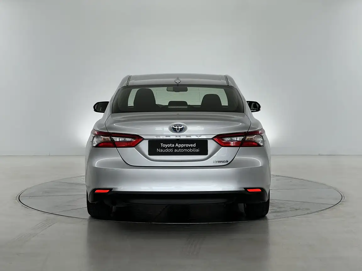 TOYOTA CAMRY
