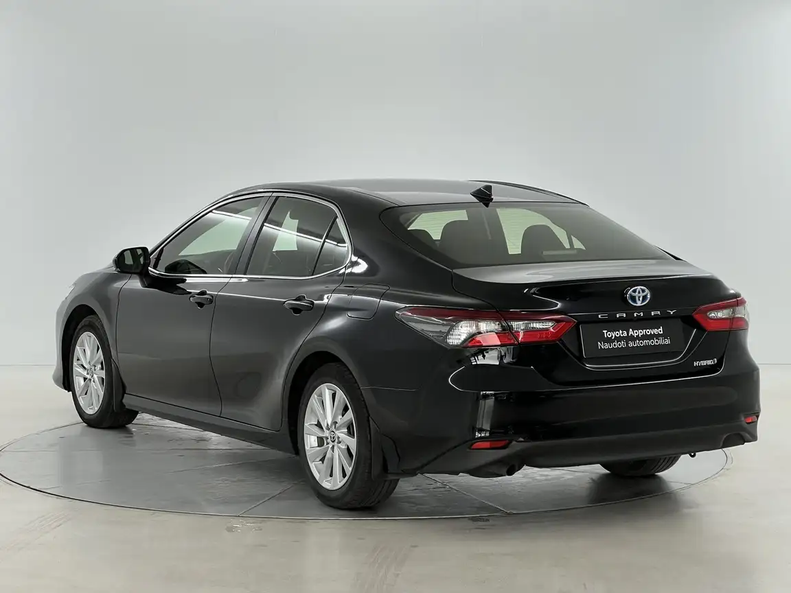TOYOTA CAMRY