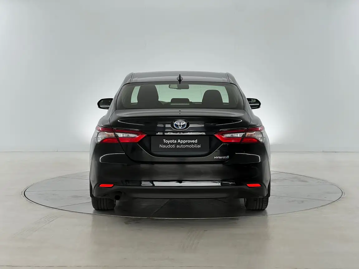 TOYOTA CAMRY