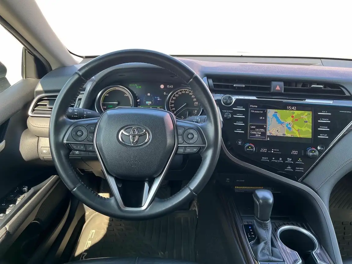 TOYOTA CAMRY