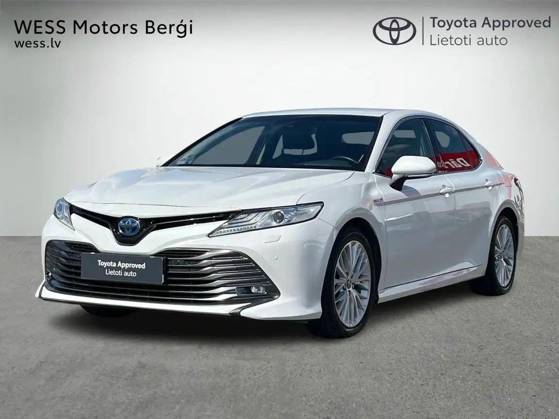 TOYOTA CAMRY