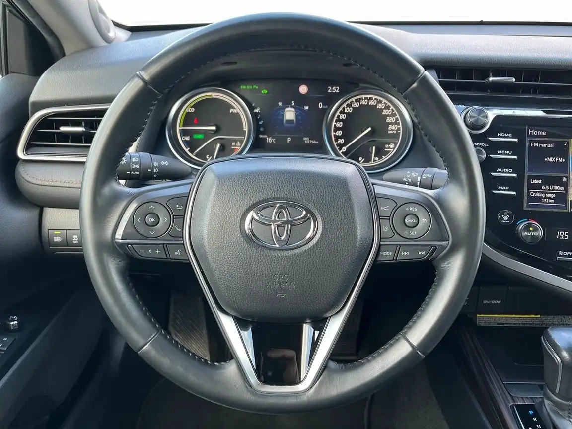 TOYOTA CAMRY