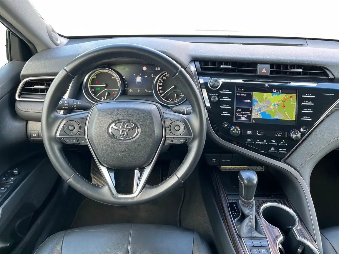 TOYOTA CAMRY