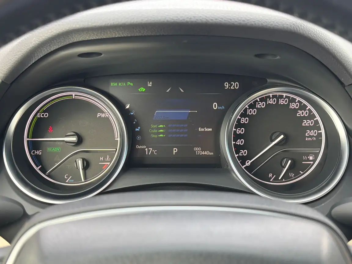 TOYOTA CAMRY