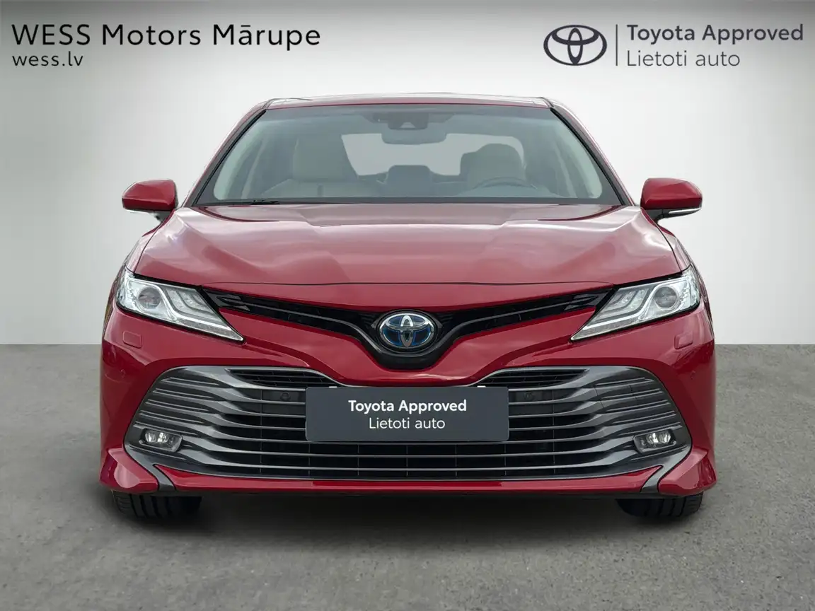 TOYOTA CAMRY