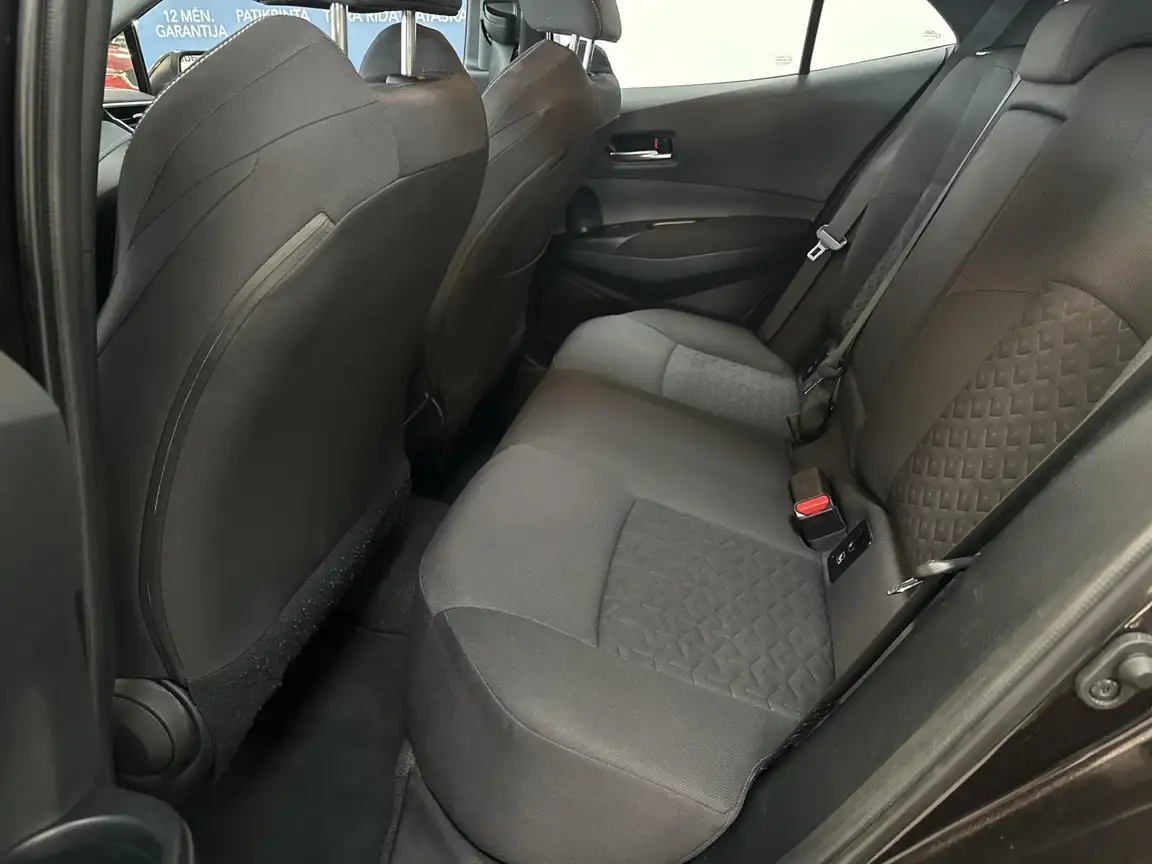 TOYOTA COROLLA