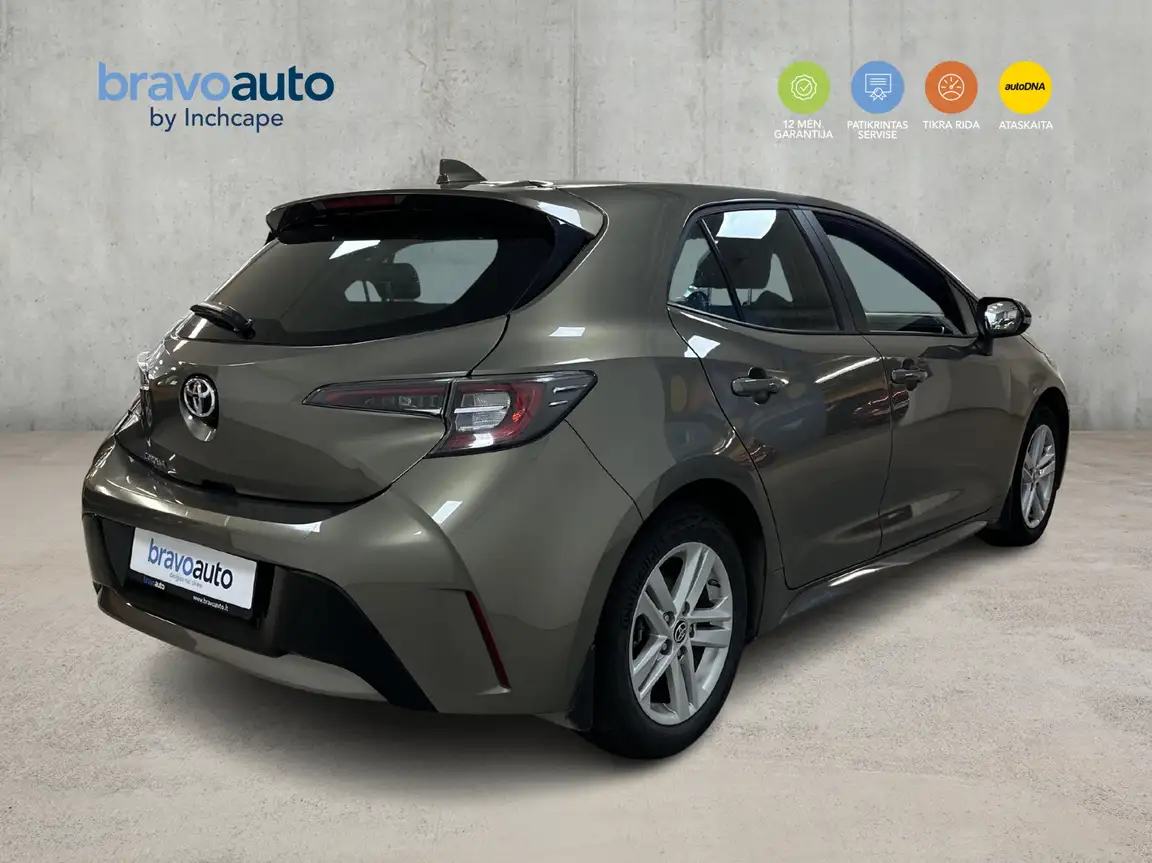 TOYOTA COROLLA