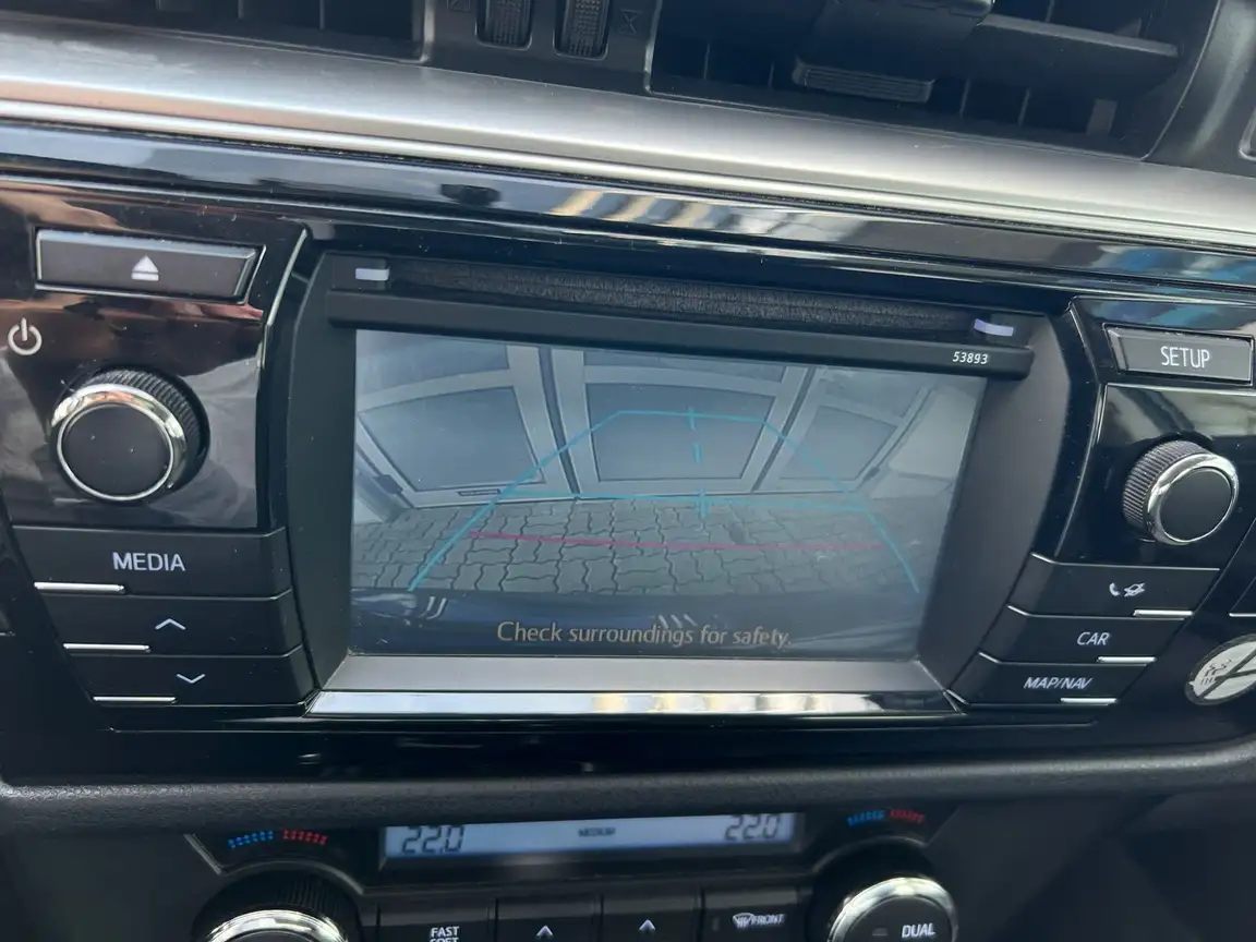 TOYOTA COROLLA