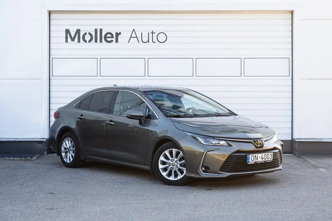 TOYOTA COROLLA