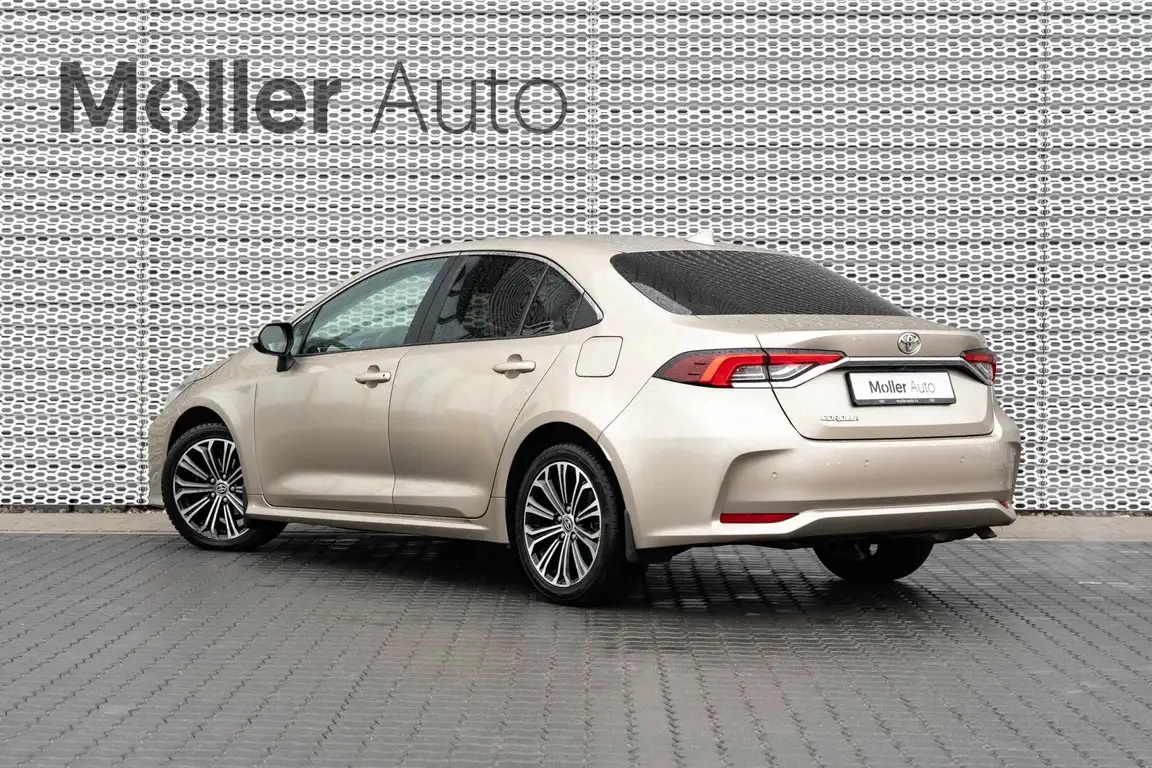TOYOTA COROLLA