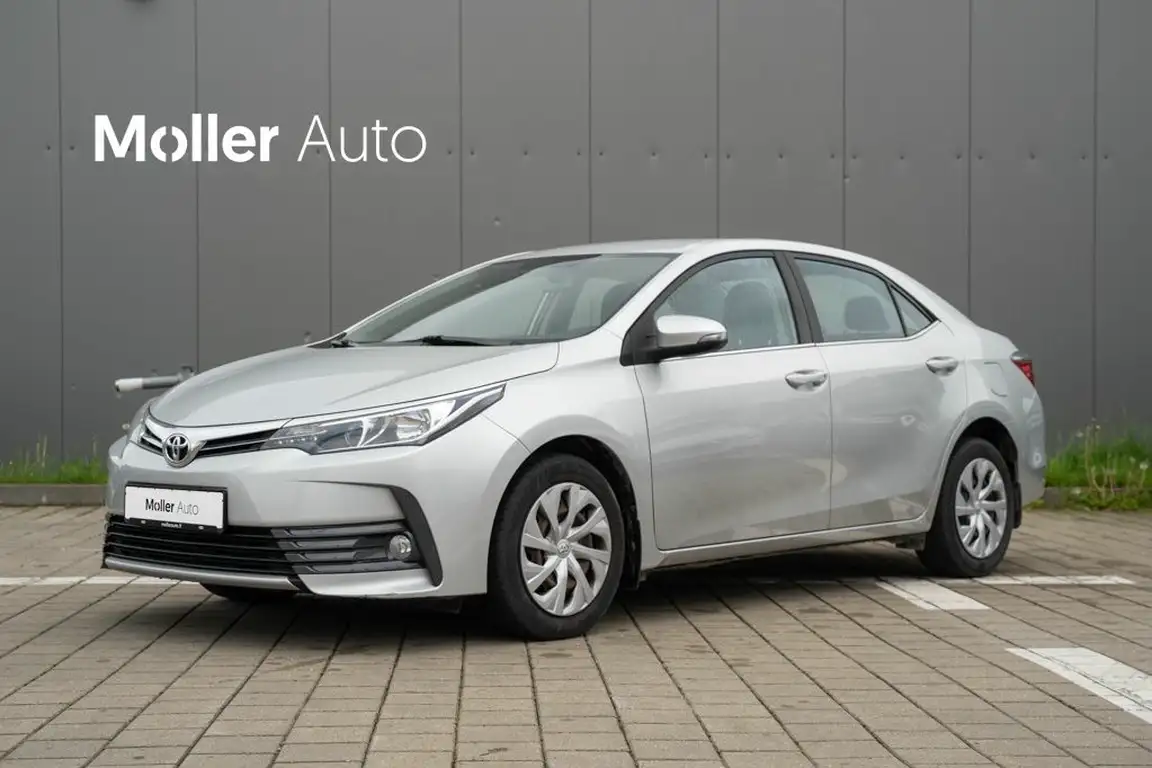 TOYOTA COROLLA