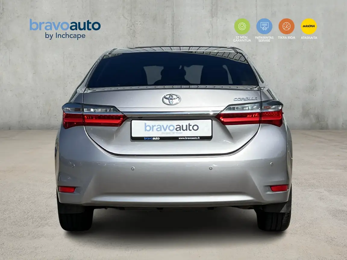 TOYOTA COROLLA
