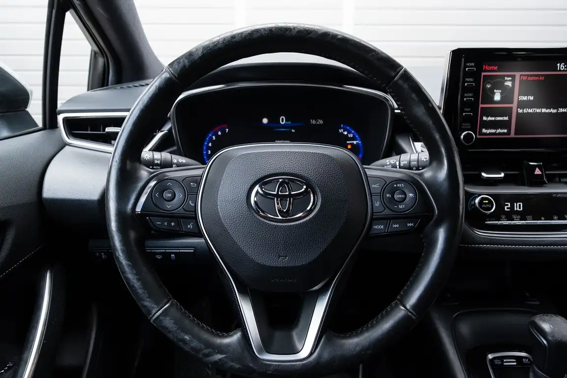 TOYOTA COROLLA