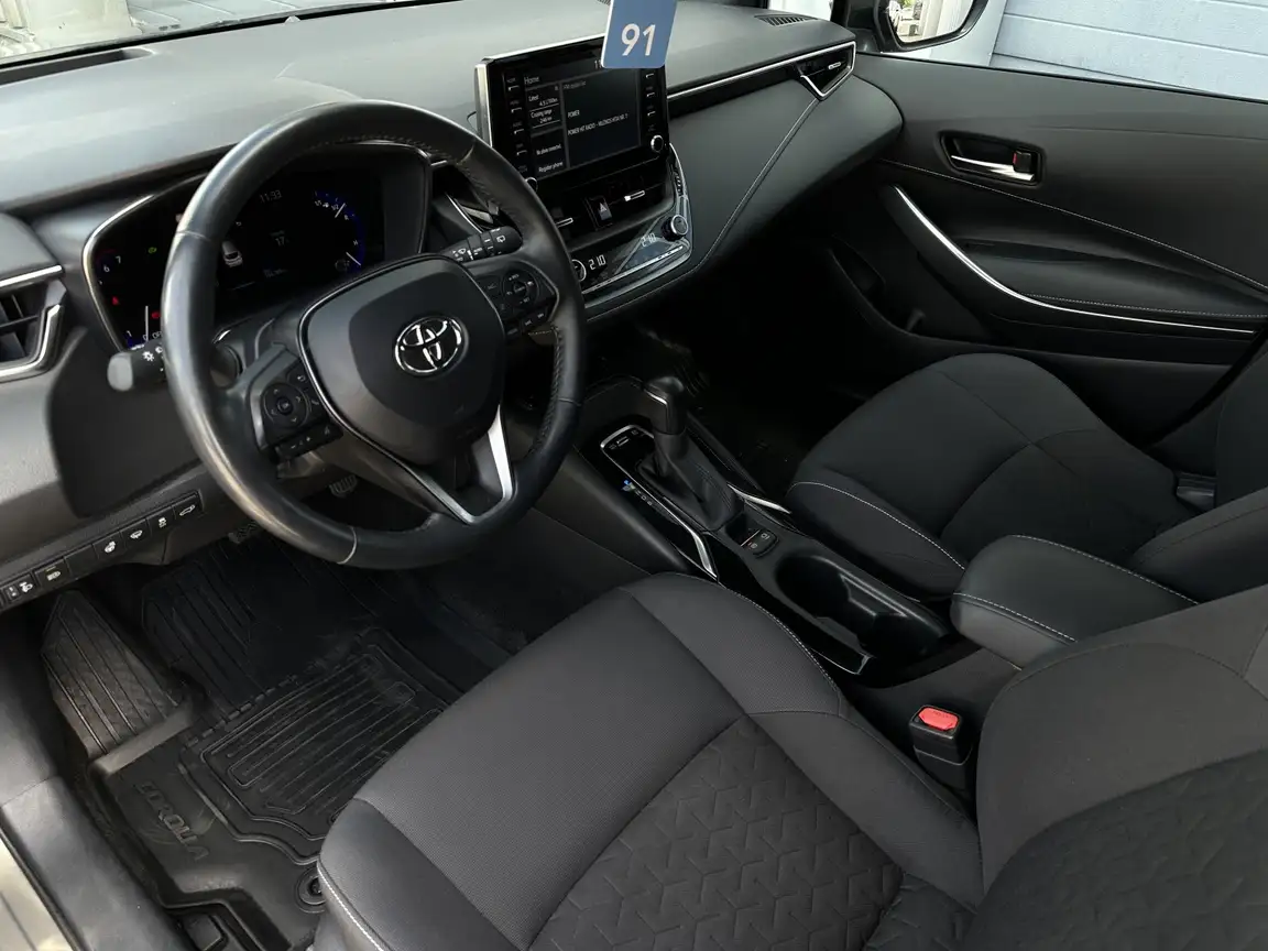 TOYOTA COROLLA